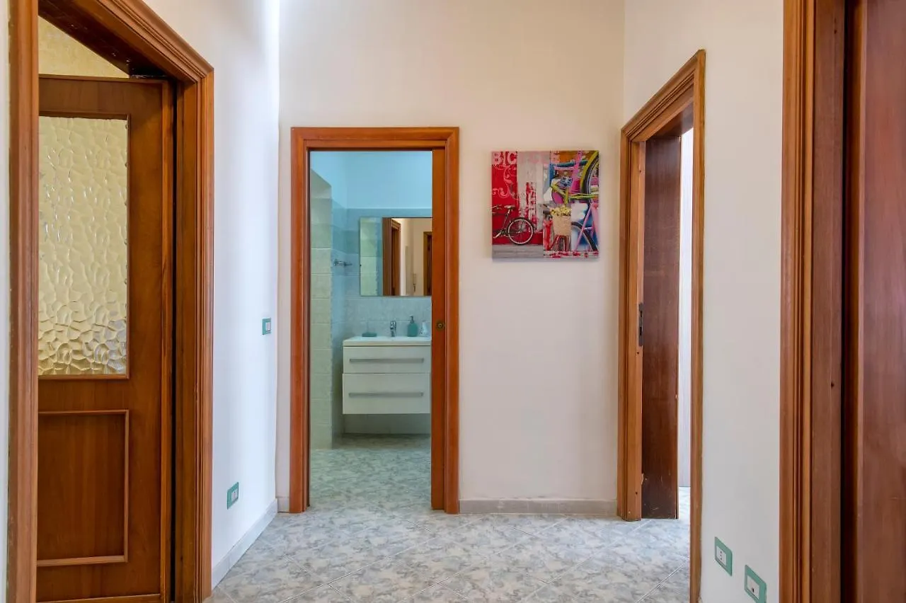 Appartement Il Nespolo , Vicino Alle Spiagge, Per Coppie E Famiglie Alghero